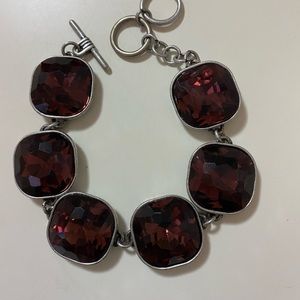 ‼️5/20‼️ Link bracelet with purple gem stones on silver tone